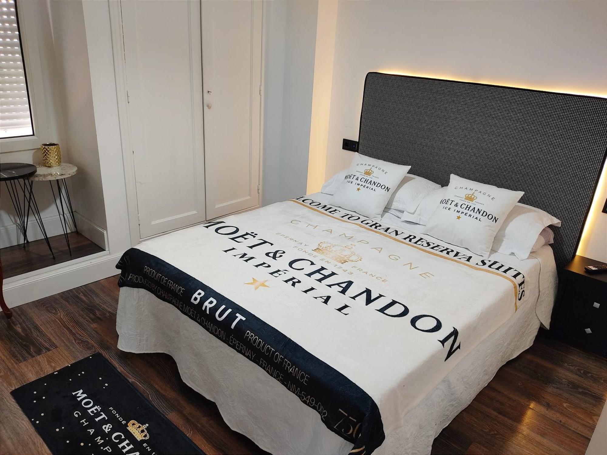 Gran Reserva Suites Centro Alojamiento Entero Logroño Extérieur photo